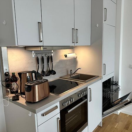 Modernes Apartment I Parkplatz I Terrasse Blumberg Exterior photo