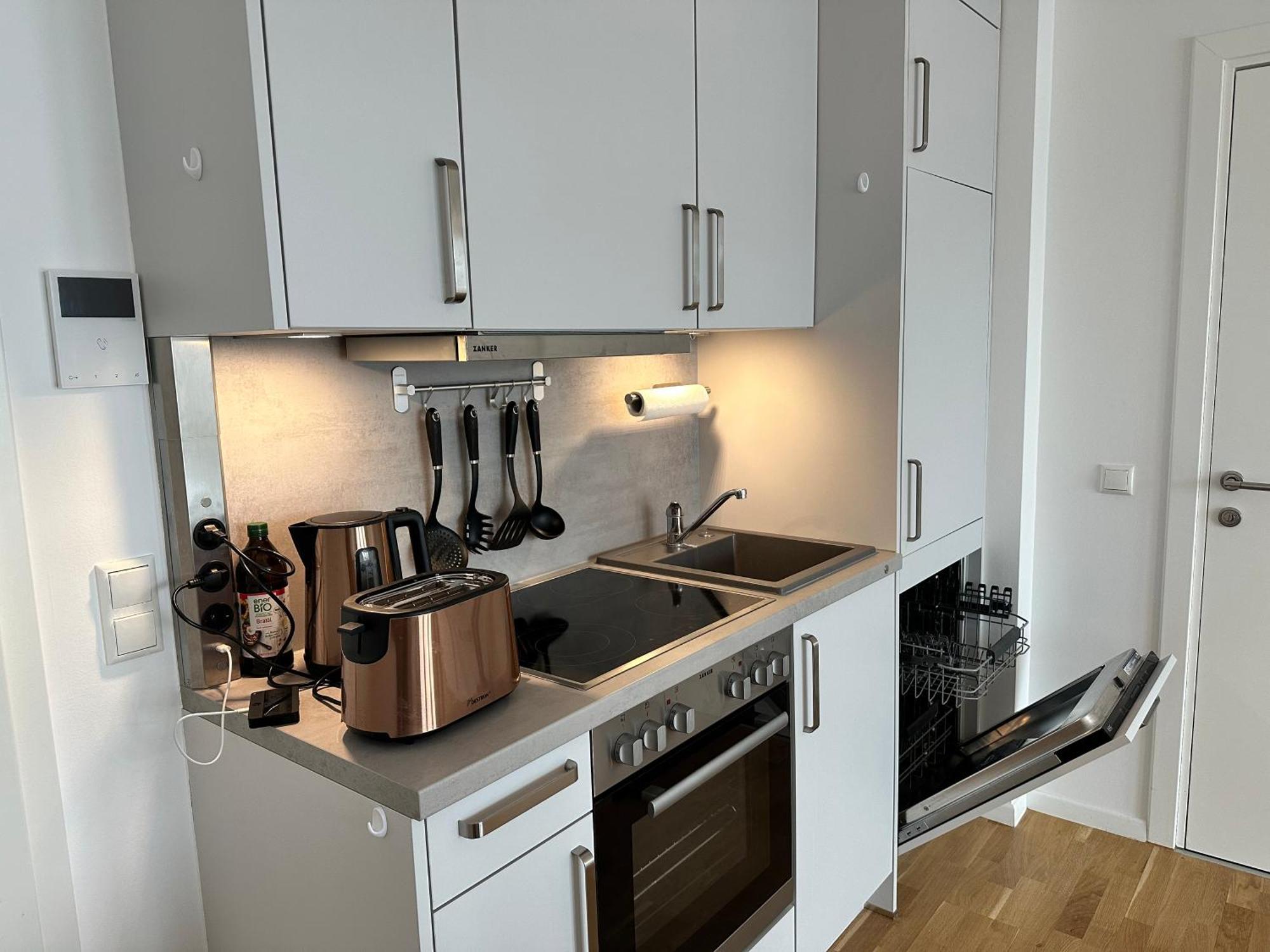 Modernes Apartment I Parkplatz I Terrasse Blumberg Exterior photo